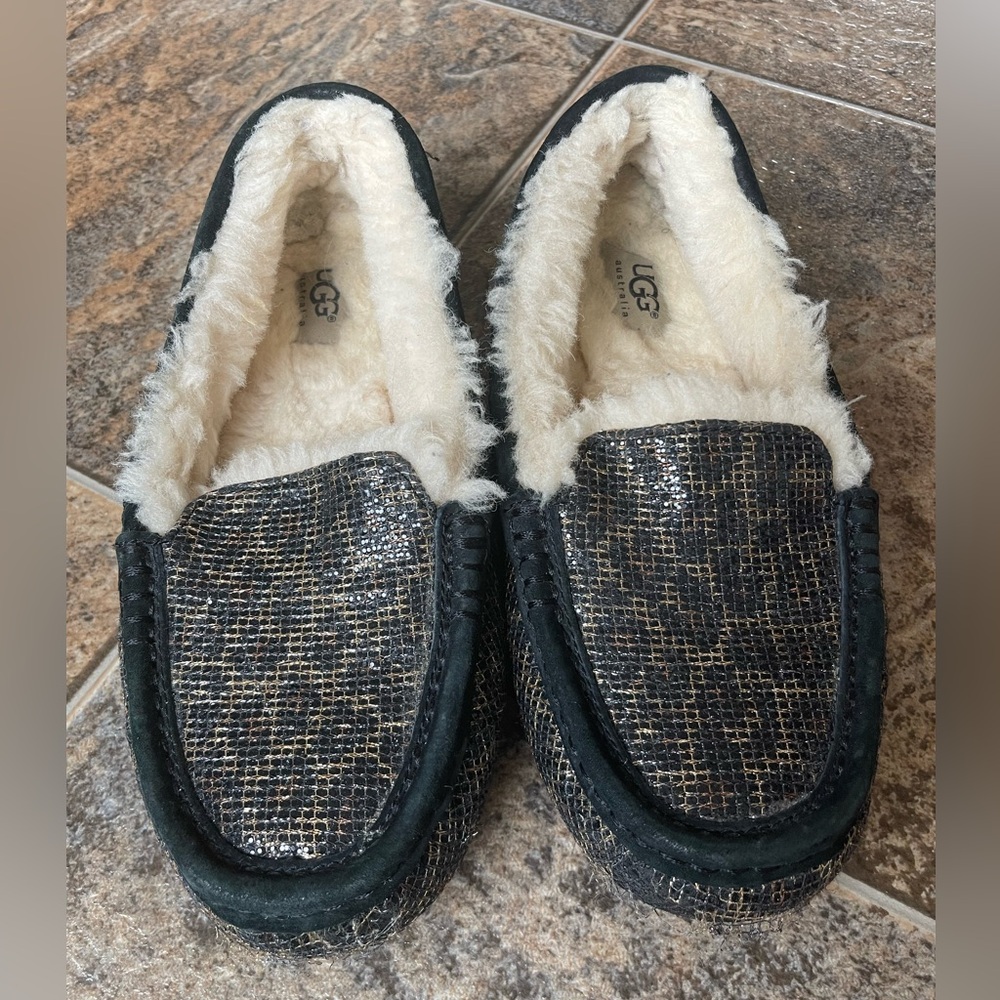 UGG Ansley Cheetah Leopard Glitter Slippers- SIZE MEASURED, Women’s 7?
